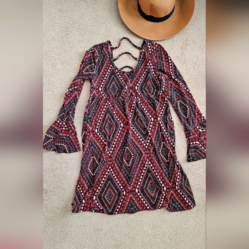 Geometric Patterned Dress - Red and Black
